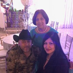 Meet your Posher, Edith y mario